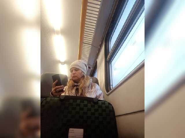 Live sex webcam photo for -Raven40- #276802428