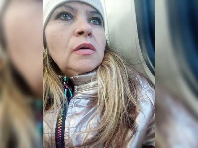 Live sex webcam photo for -Raven40- #276831966