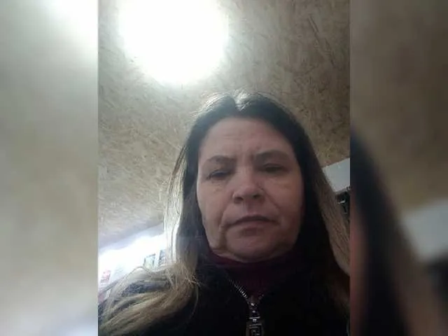 Live sex webcam photo for -Raven40- #277021722