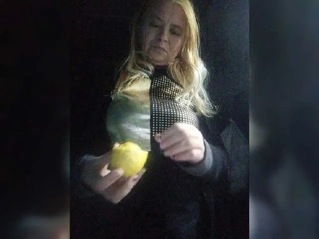 Live sex webcam photo for -Raven40- #277084525