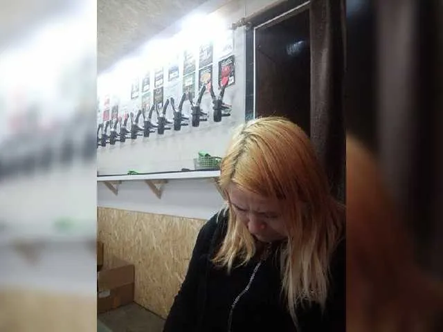 Live sex webcam photo for -Raven40- #277124761