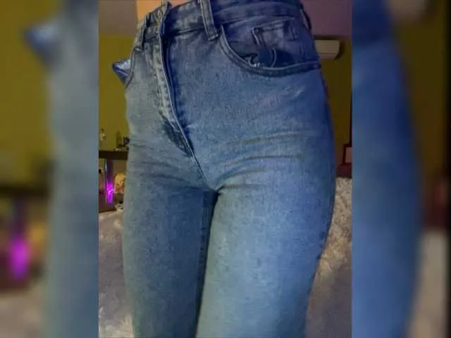 Live sex webcam photo for -Saharochek- #276615454