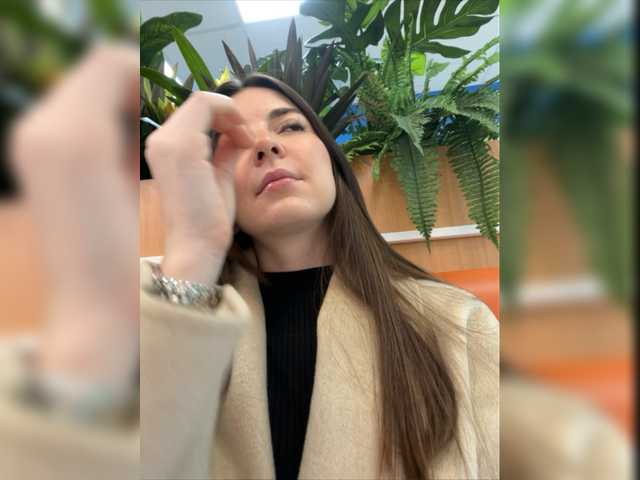 Live sex webcam photo for -Saharochek- #277132445