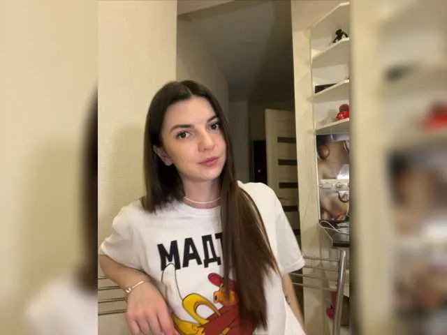 Live sex webcam photo for -Saharochek- #277525312