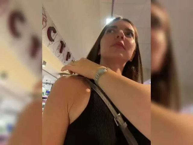 Live sex webcam photo for -Saharochek- #291791383