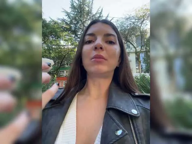 Live sex webcam photo for -Saharochek- #292061462