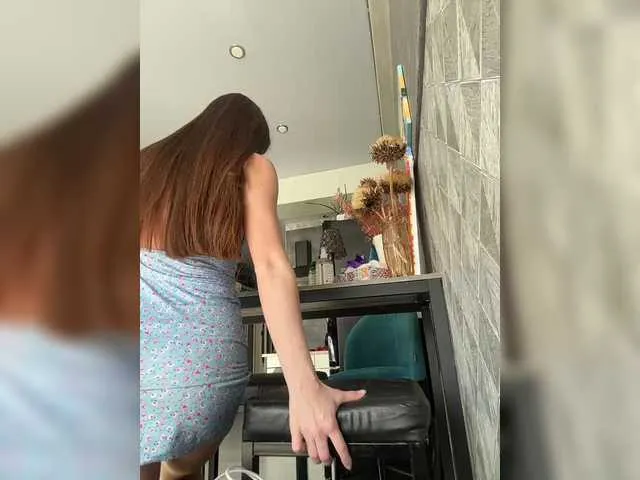 Live sex webcam photo for -Saharochek- #292089182