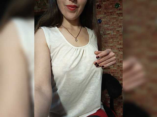 Live sex webcam photo for -Sandra-- #271901875