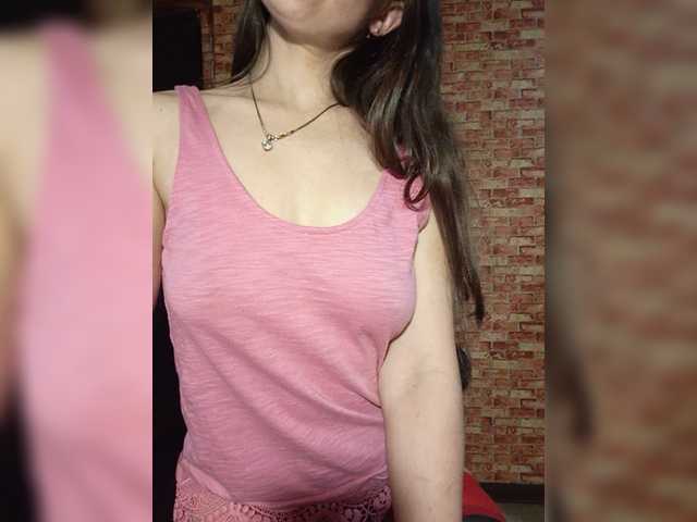 Live sex webcam photo for -Sandra-- #272912046