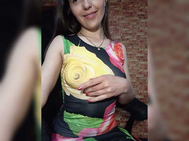 Live sex webcam photo for -Sandra-- #272995355