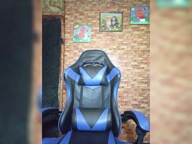 Live sex webcam photo for -Sandra-- #291048260