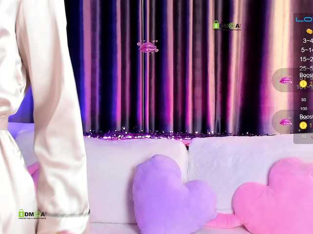 Live sex webcam photo for -SexyBounty- #275661724