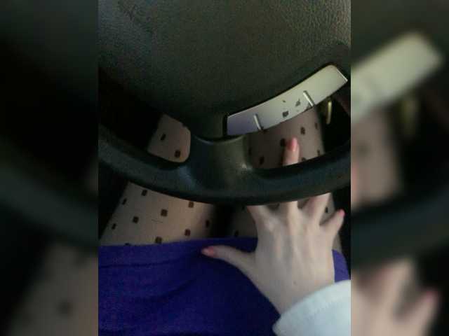 Live sex webcam photo for -SexyMilf- #277942012