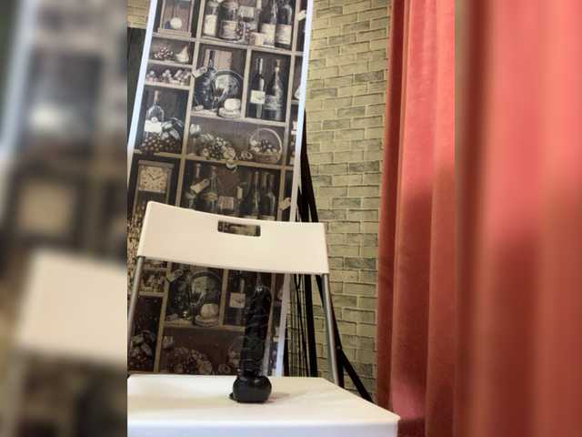 Live sex webcam photo for -SexyMilf- #277989733