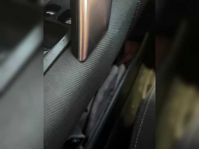 Live sex webcam photo for -SexyMilf- #291315378