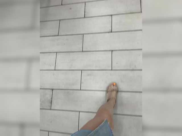 Live sex webcam photo for -SexyMilf- #291434655