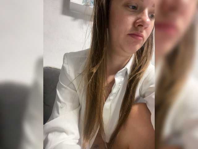 Live sex webcam photo for -Sexyhotangel- #277250542