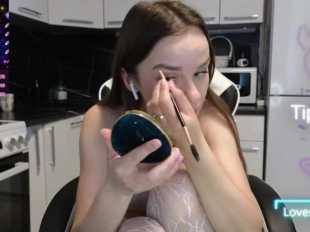 Live sex webcam photo for -Sexyhotangel- #290723450