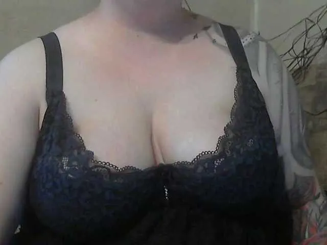 Live sex webcam photo for -Succubus- #282038910