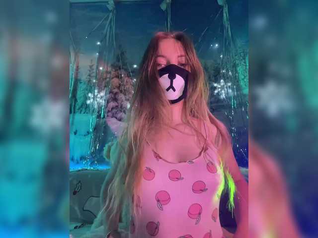 Live sex webcam photo for -Summer- #290246471
