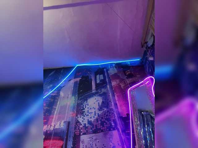 Live sex webcam photo for -Summer- #290681269