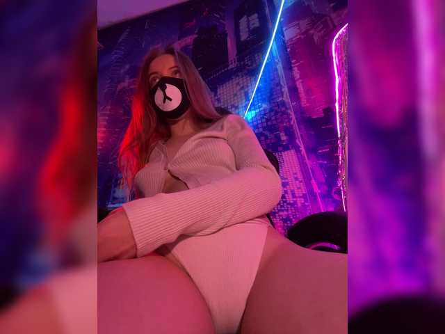 Live sex webcam photo for -Summer- #290742983