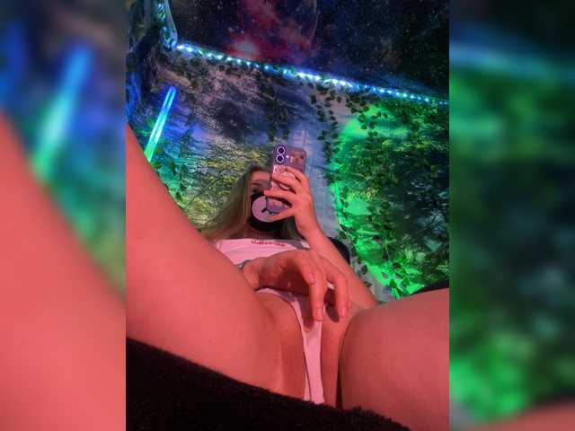 Live sex webcam photo for -Summer- #291738940