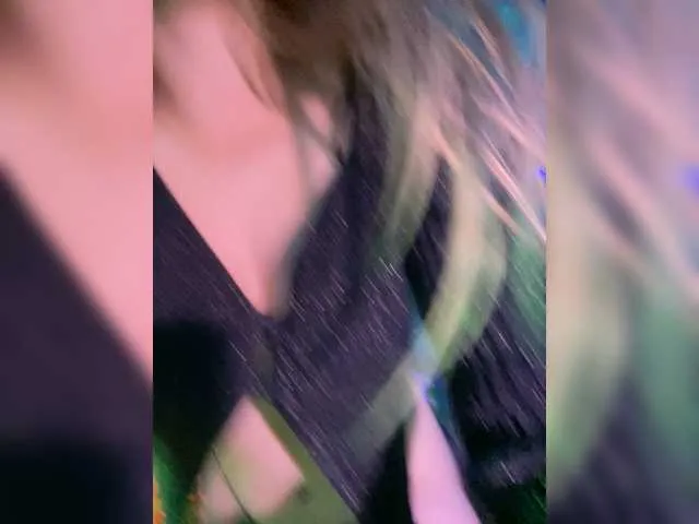 Live sex webcam photo for -Summer- #291829748