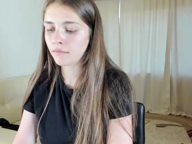 Live sex webcam photo for -sunshine #276384169