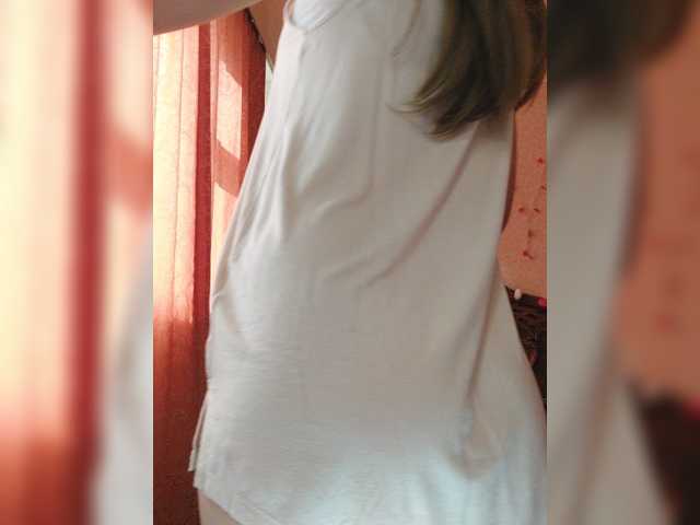 Live sex webcam photo for -Sweet-Lana- #275825309