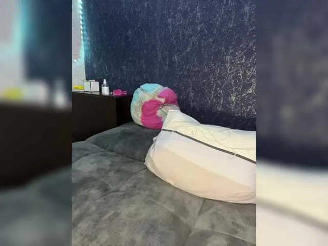 Live sex webcam photo for -The-sweet-couple- #292219635