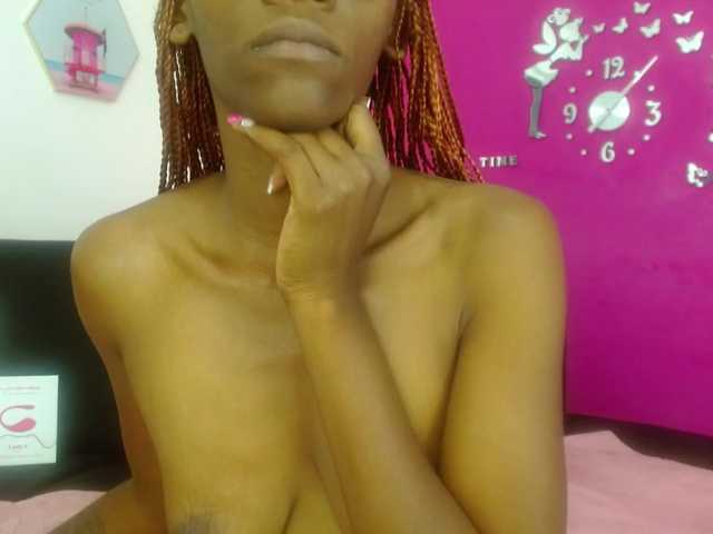 Live sex webcam photo for -UMAWILLIAMS #271954243