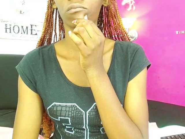 Live sex webcam photo for -UMAWILLIAMS #271993532