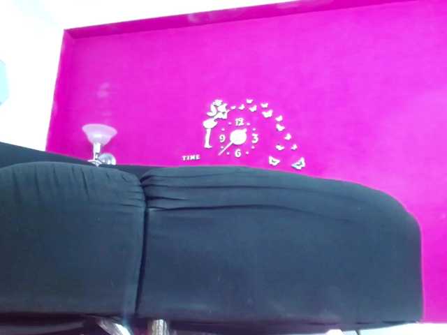 Live sex webcam photo for -UMAWILLIAMS #272941569