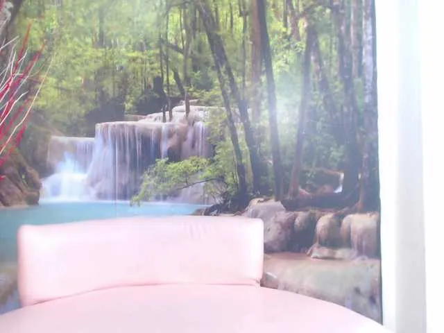 Live sex webcam photo for -UMAWILLIAMS #274198154