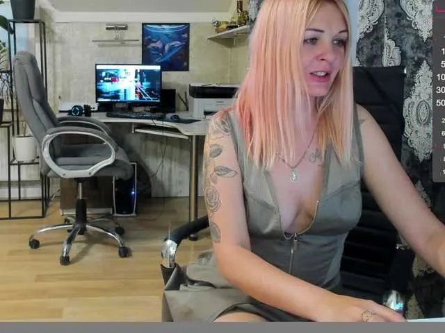Live sex webcam photo for -VALERRI- #273860569