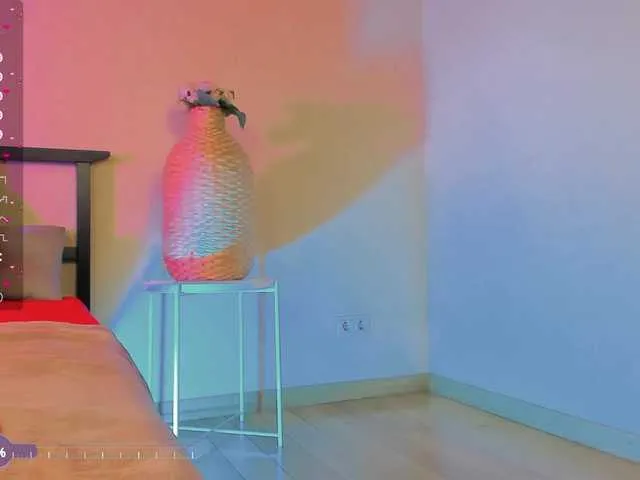 Live sex webcam photo for -VASILISSA- #291203192