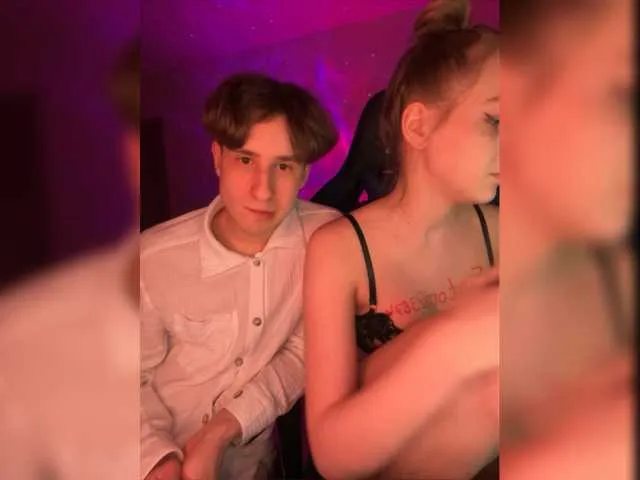 Live sex webcam photo for -VLADARISHA- #277308267