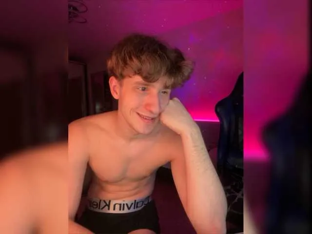 Live sex webcam photo for -VLADARISHA- #277390438