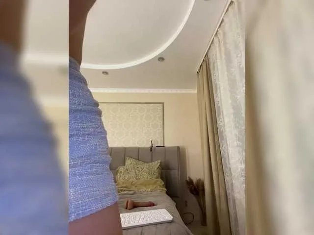 Live sex webcam photo for -Vaka- #291390707