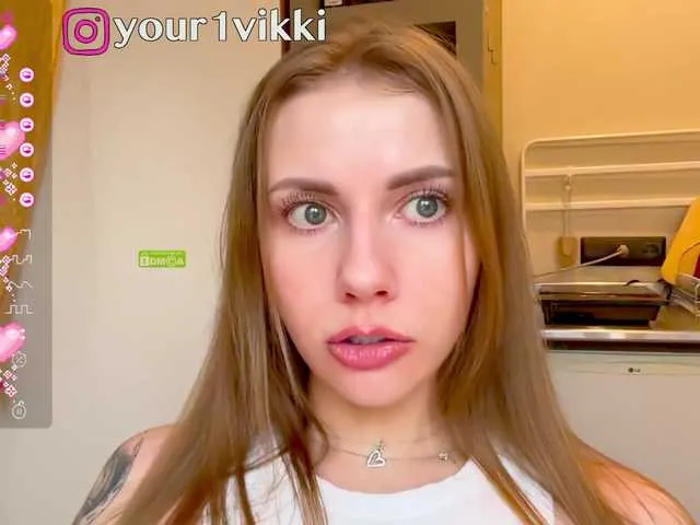 Live sex webcam photo for -VikkiL0vesCheese- #277749826