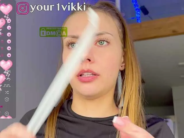 Live sex webcam photo for -VikkiL0vesCheese- #277905883