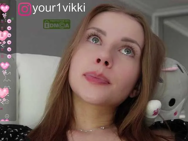Live sex webcam photo for -VikkiL0vesCheese- #277940468