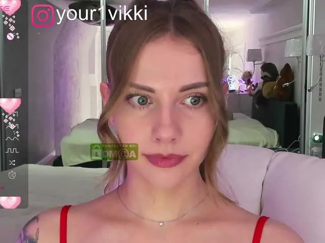Live sex webcam photo for -VikkiL0vesCheese- #278037052