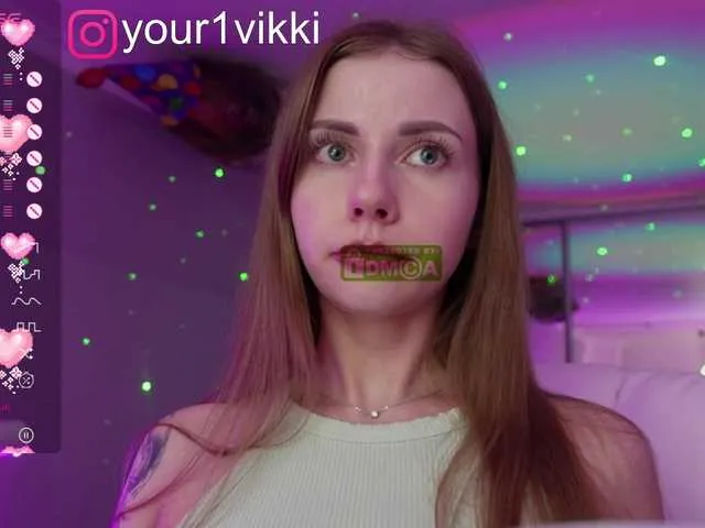 Live sex webcam photo for -VikkiL0vesCheese- #278105373