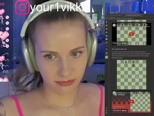 Live sex webcam photo for -VikkiL0vesCheese- #278285106