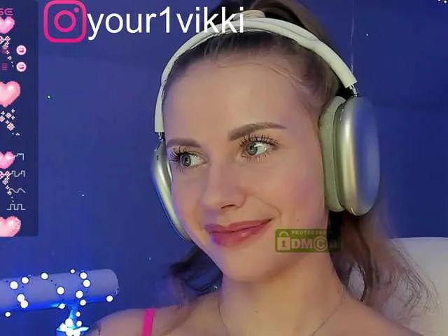 Live sex webcam photo for -VikkiL0vesCheese- #278288022