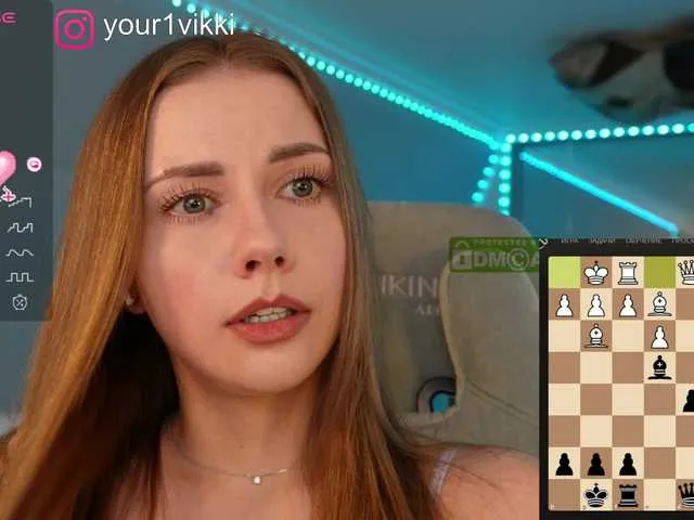 Live sex webcam photo for -VikkiL0vesCheese- #287958314