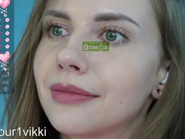 Live sex webcam photo for -VikkiL0vesCheese- #289663491