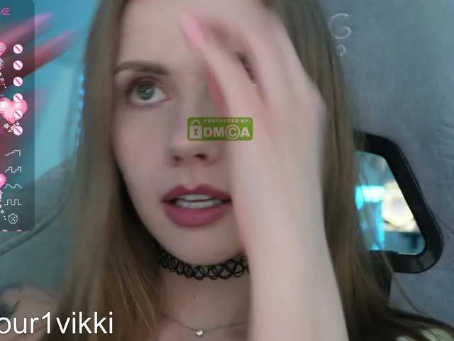 Live sex webcam photo for -VikkiL0vesCheese- #289845813